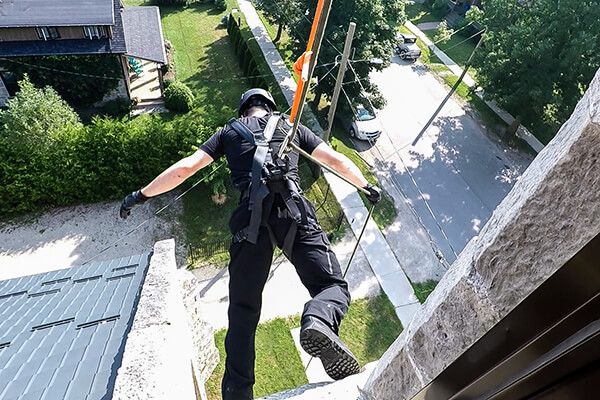 Rappelling Experience - down church in Elora ON